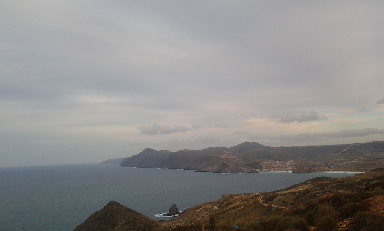 PANORAMIC VIEW OF SEA AGAINST SKY