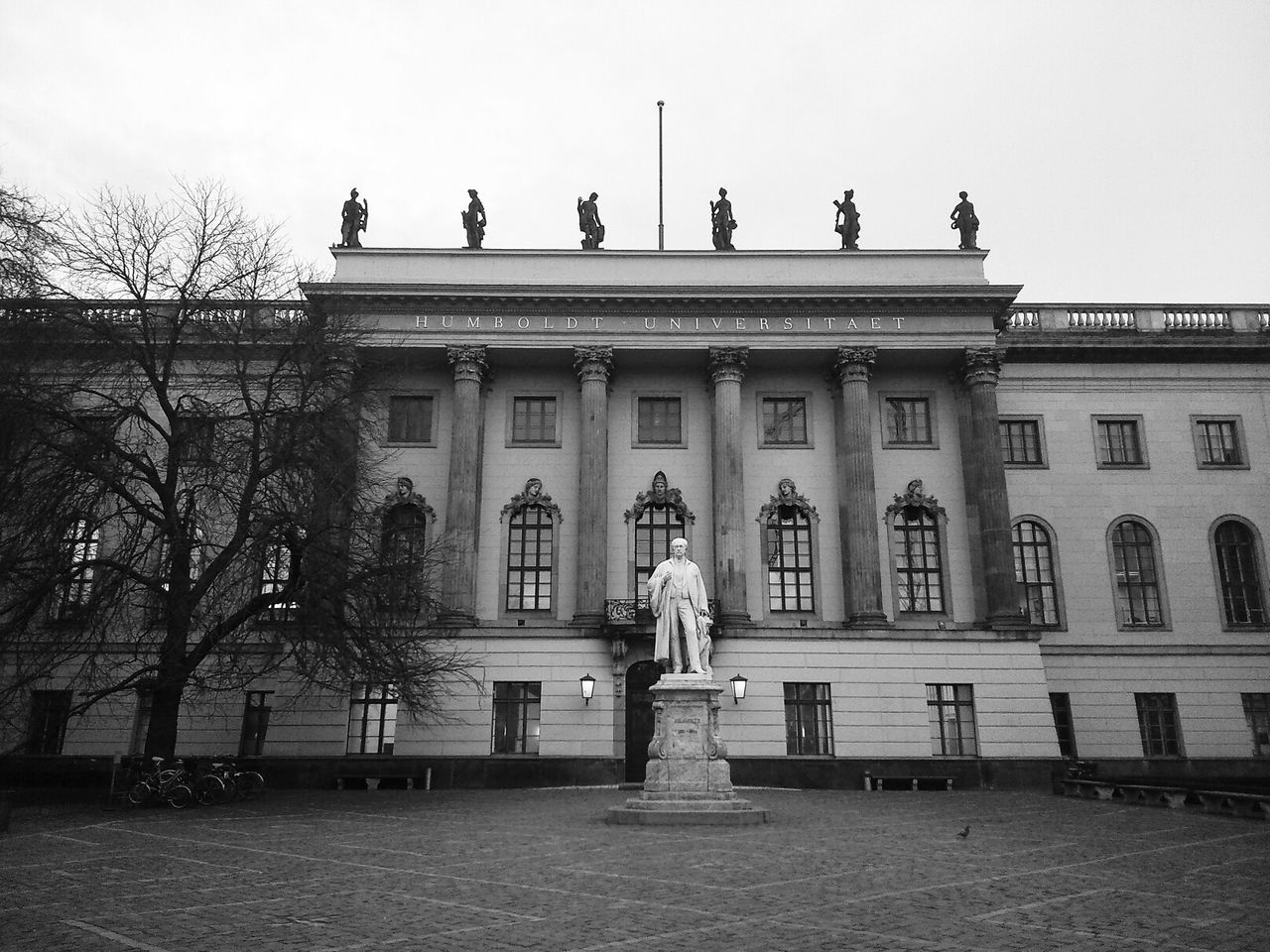 Statue of hermann helmholtz in the courtyard of the humboldt university