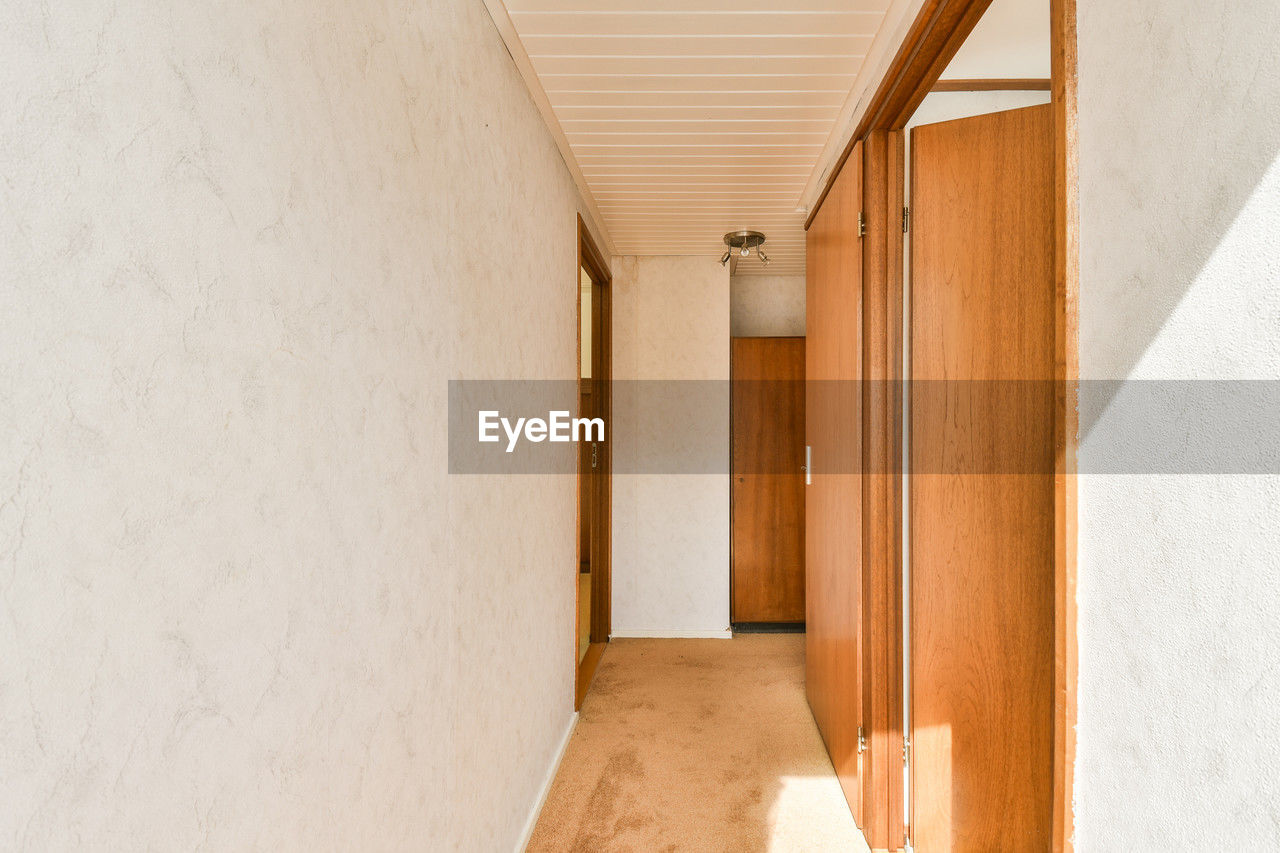 architecture, room, built structure, indoors, wall - building feature, building, entrance, door, arcade, house, no people, floor, corridor, home interior, interior design, wood, wall, flooring