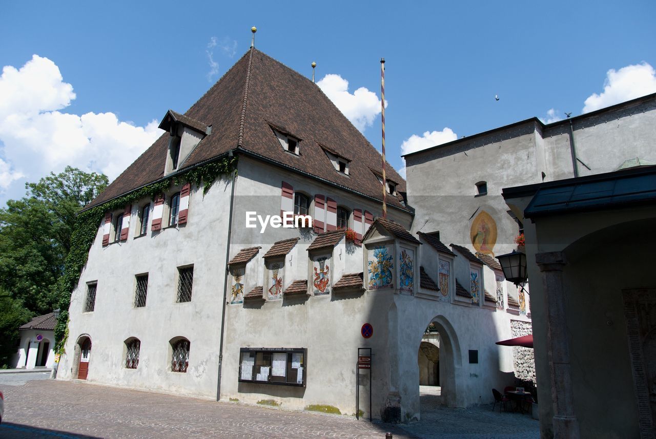 EXTERIOR OF BUILDINGS AGAINST SKY