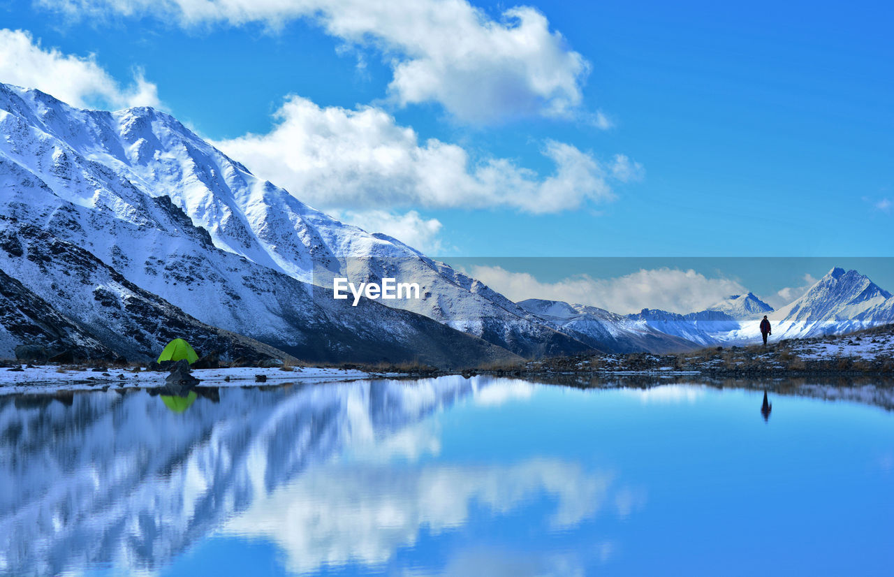 Amazing reflection in suatisi lake, kazbegi