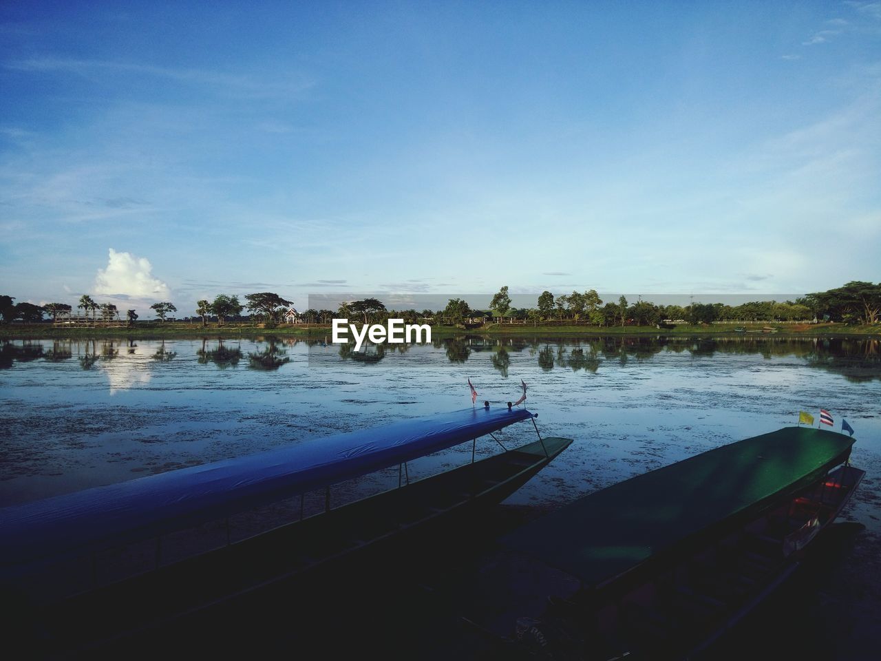 BOATS IN SEA