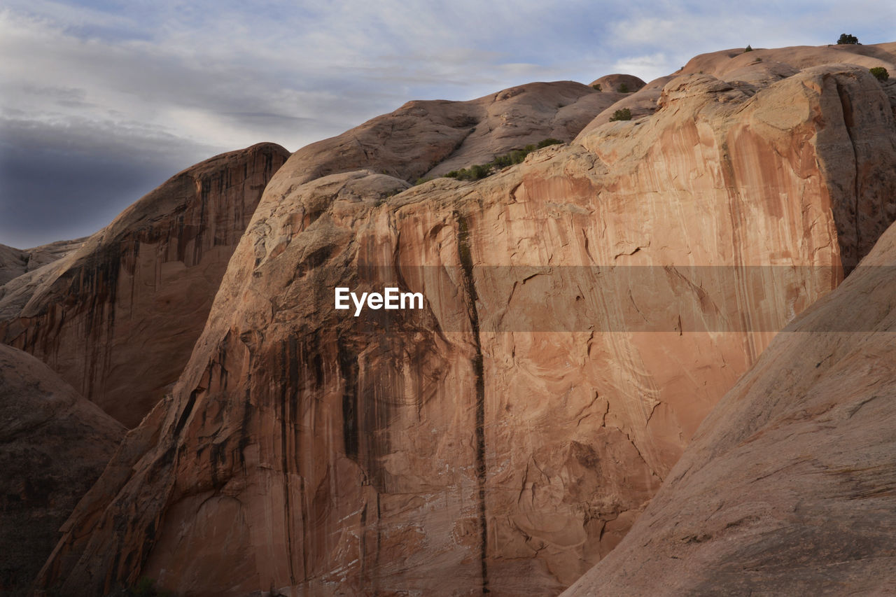 First light illuninates sheer cliffs of halls creek narrows.