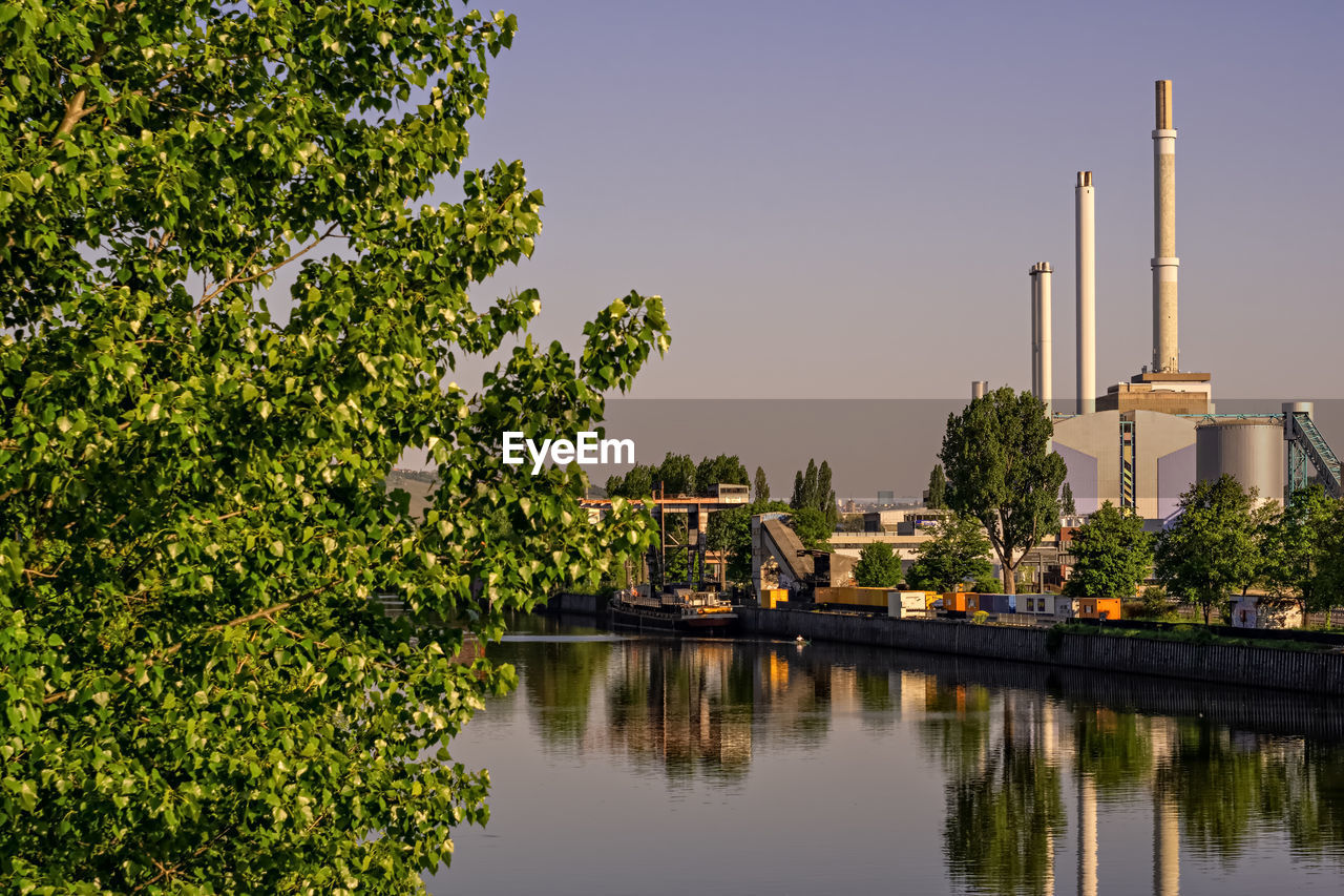 VIEW OF FACTORY AGAINST SKY