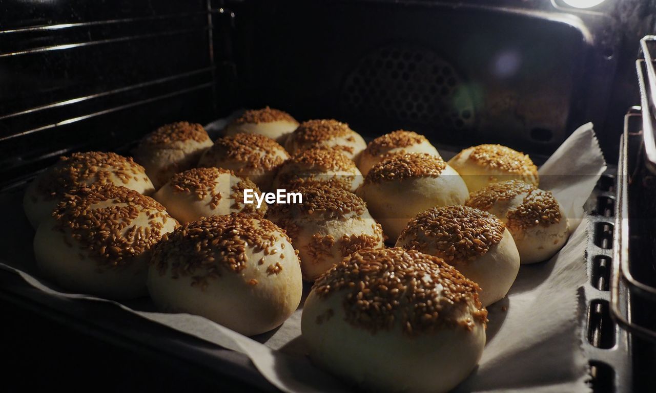 HIGH ANGLE VIEW OF BREAKFAST ON BARBECUE