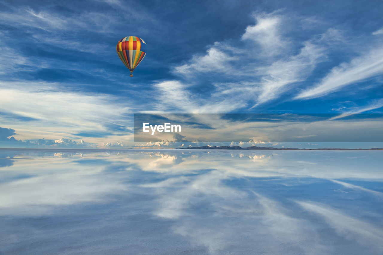 A superb view of uyuni salt lake