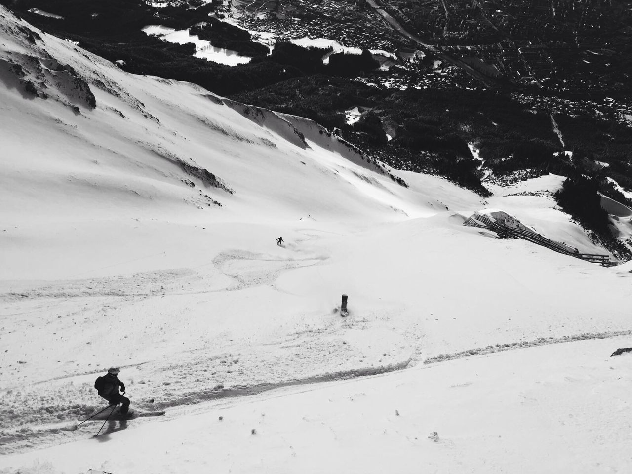 HIGH ANGLE VIEW OF HORSE ON SNOW