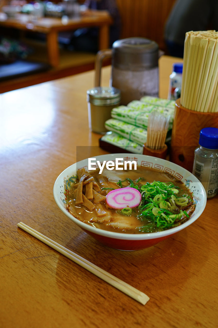 CLOSE-UP OF FOOD SERVED IN PLATE