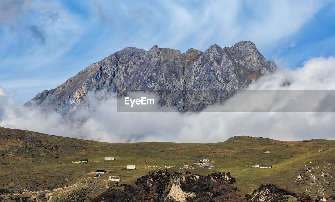 PANORAMIC VIEW OF IDYLLIC SHOT OF CLOUDS OVER LAND