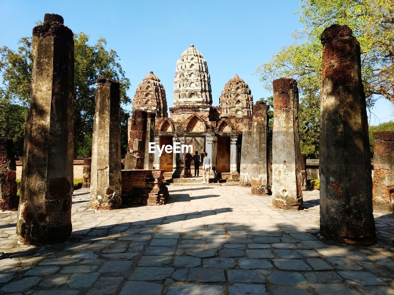 VIEW OF BUDDHA STATUE