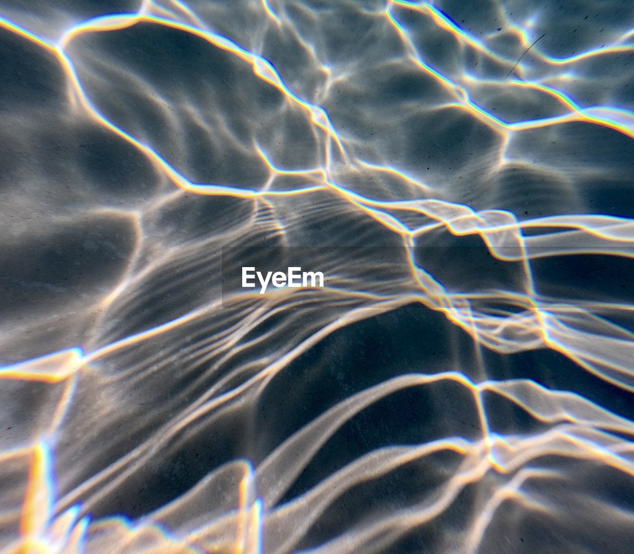 wave, reflection, sunlight, no people, pattern, full frame, water, abstract, backgrounds, nature, light, rippled, motion, wave pattern, beauty in nature, line, long exposure, blue, outdoors, sea