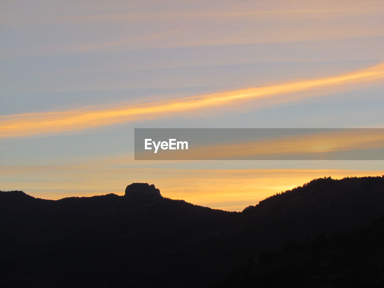 SCENIC VIEW OF SILHOUETTE SKY AGAINST SUNSET