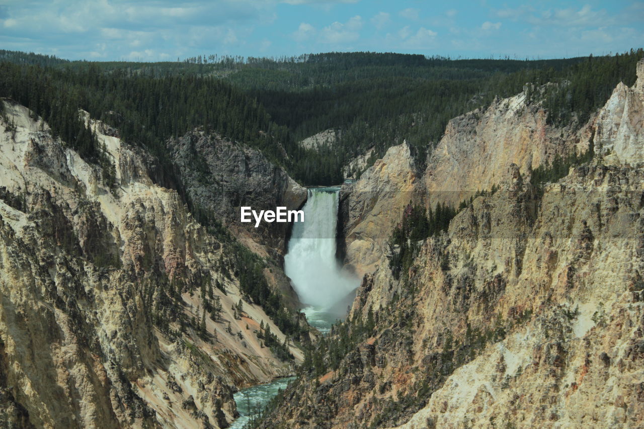 The grand  canyon of the yellowstone looking mighty great that day.