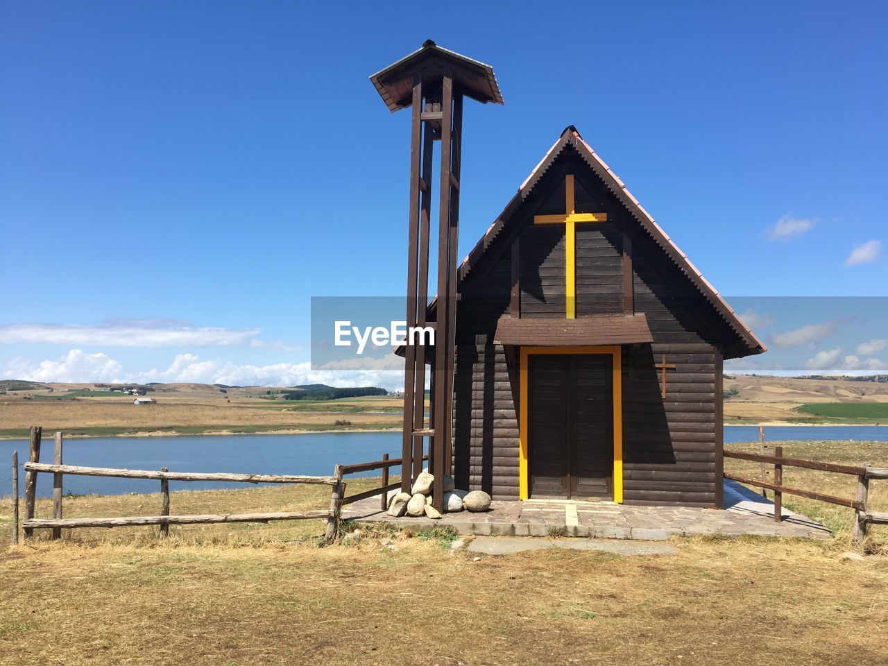 Church on the lake 