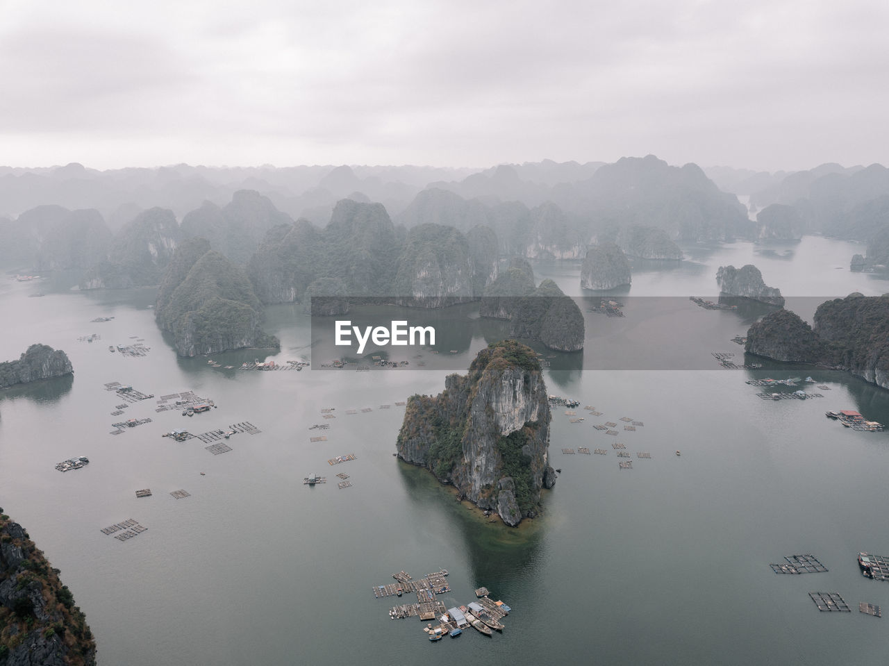 Panoramic view of sea against sky