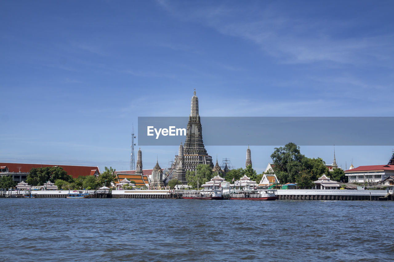 Wat arun  one of the most famous place in bangkok thailand