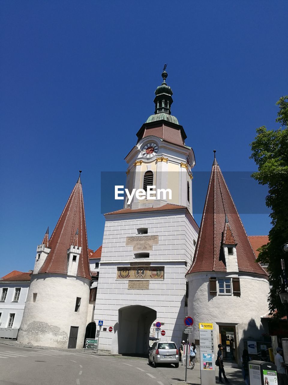 LOW ANGLE VIEW OF CHURCH AGAINST CLEAR SKY