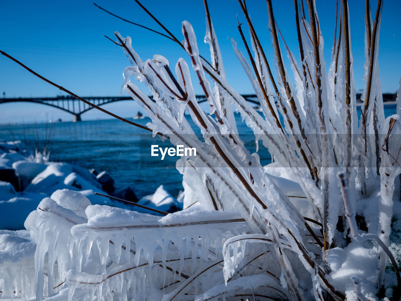 FROZEN SEA AGAINST BLUE SKY