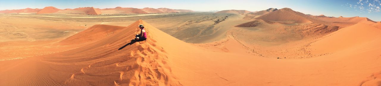 PANORAMIC VIEW OF A DESERT