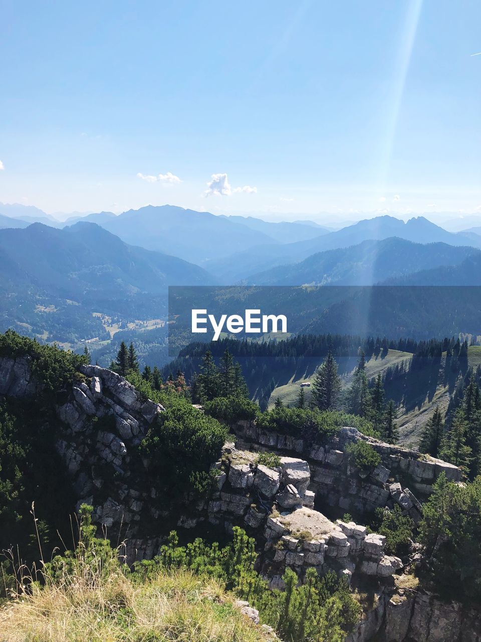 SCENIC VIEW OF MOUNTAIN RANGE AGAINST SKY