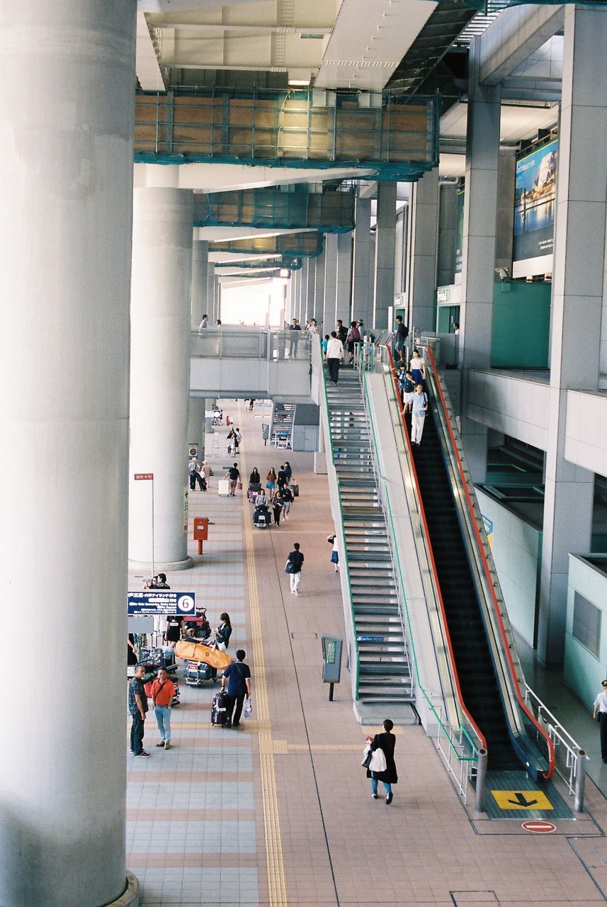 VIEW OF MODERN BUILDING