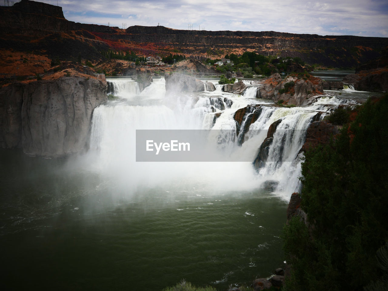 PANORAMIC VIEW OF WATERFALL