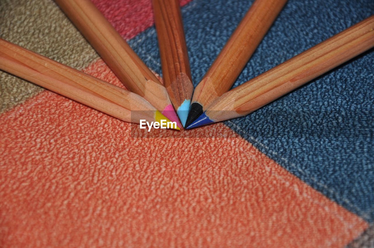 high angle view of felt tip pens on table