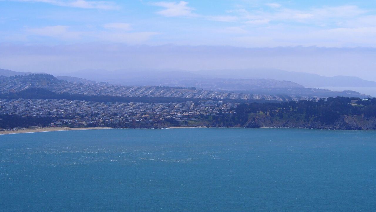 VIEW OF CITYSCAPE AGAINST SKY