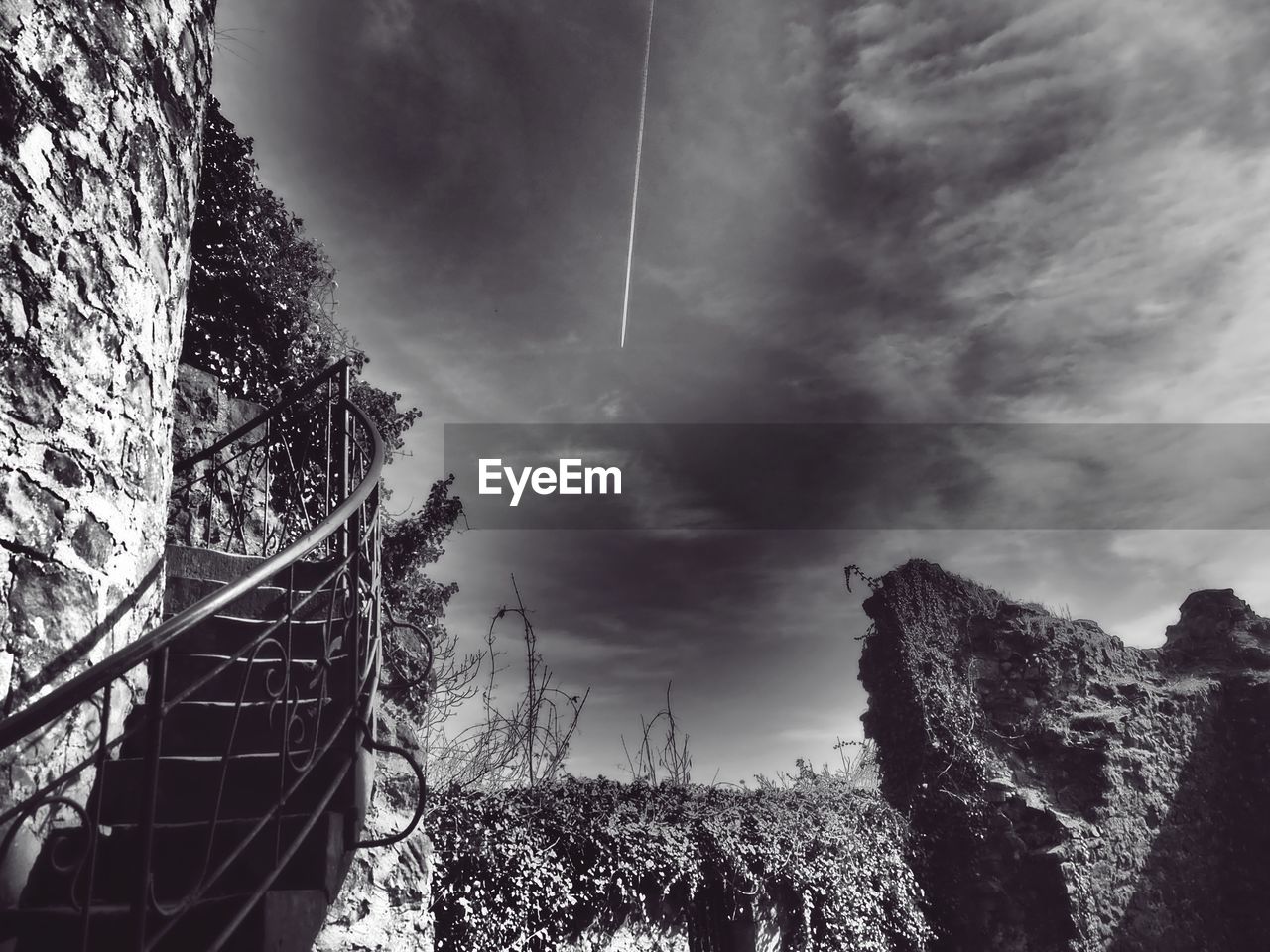 Low angle view of vapor trail in sky