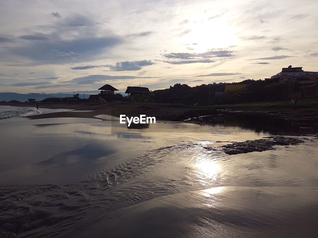 SCENIC VIEW OF CLOUDY SKY OVER LANDSCAPE