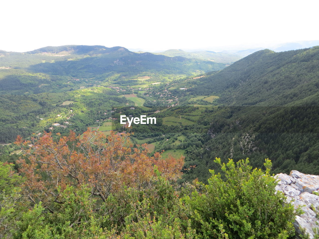 HIGH ANGLE VIEW OF LANDSCAPE AGAINST SKY