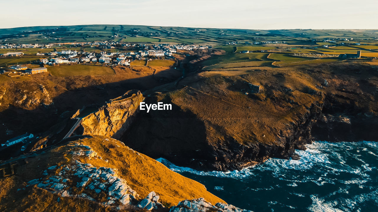 A view of the stunning bridge and picturesque scenery aerial view