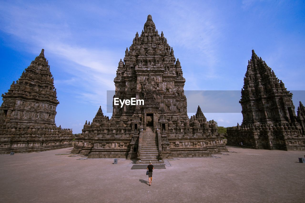 VIEW OF TEMPLE AGAINST BUILDING