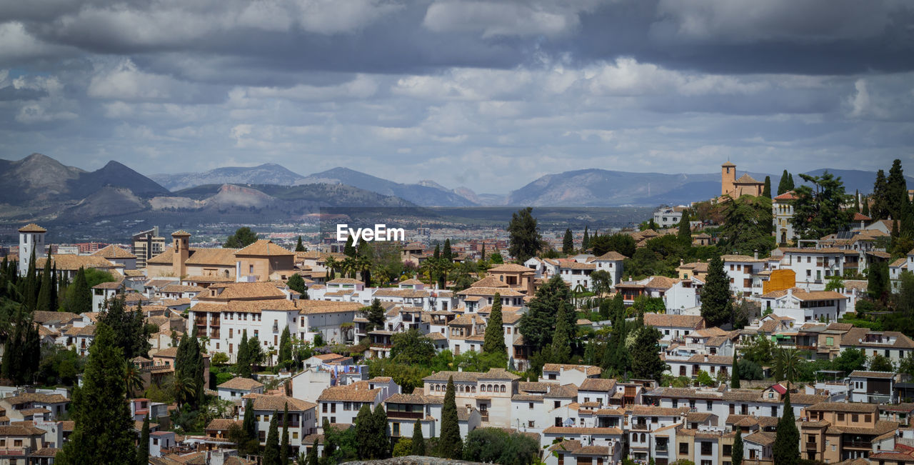 Townscape of albaicín against sky