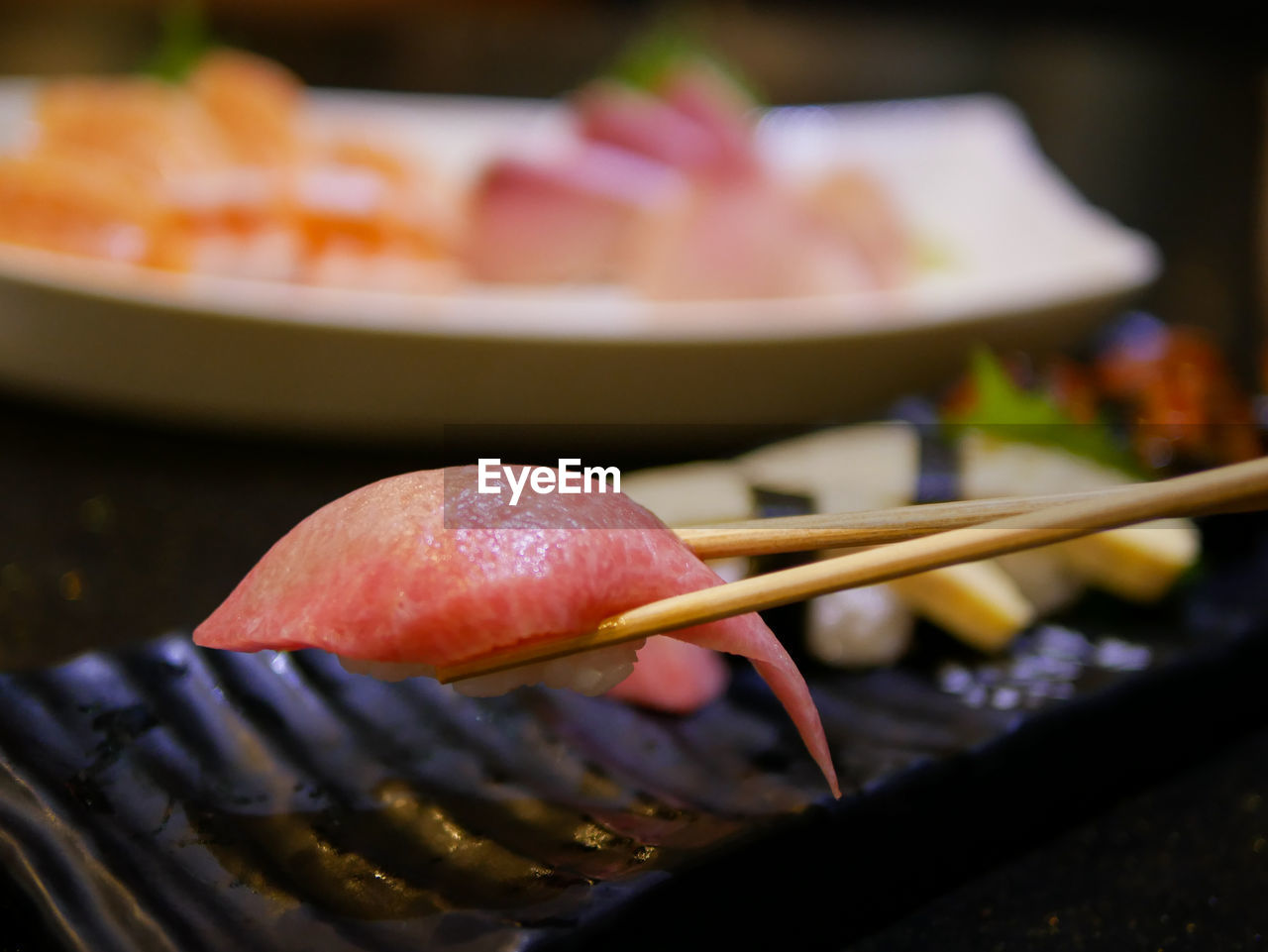 CLOSE-UP OF MEAT IN BARBECUE