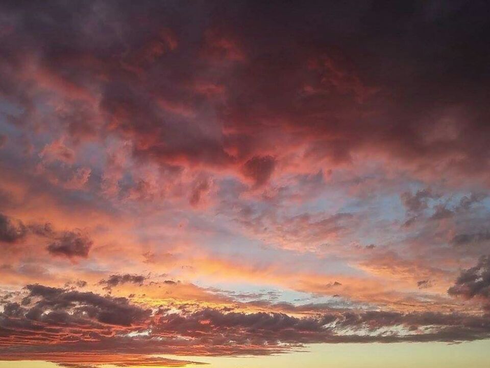 SCENIC VIEW OF DRAMATIC SKY AT SUNSET