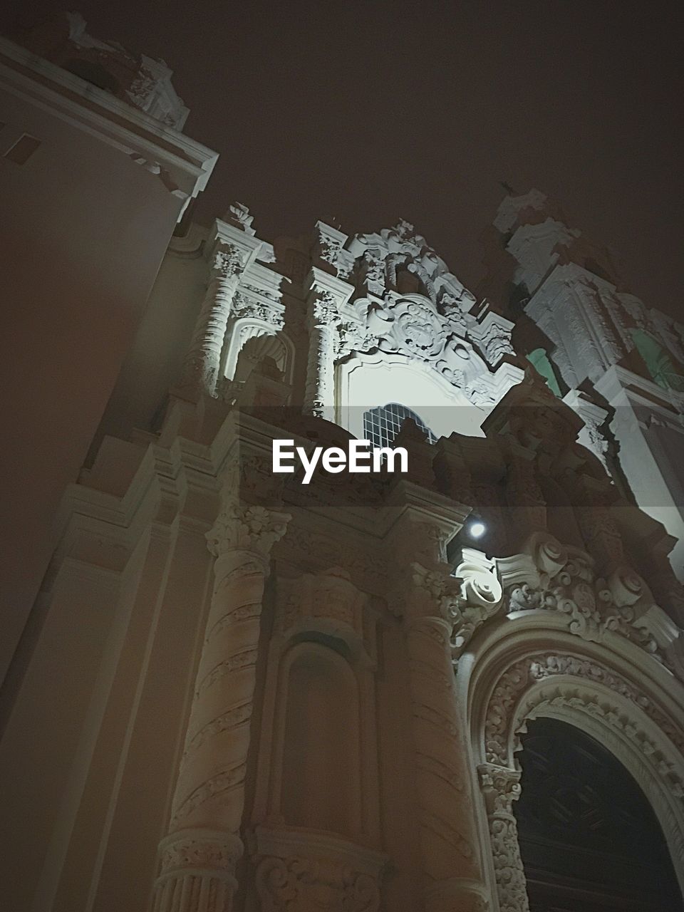 LOW ANGLE VIEW OF CHURCH AGAINST SKY