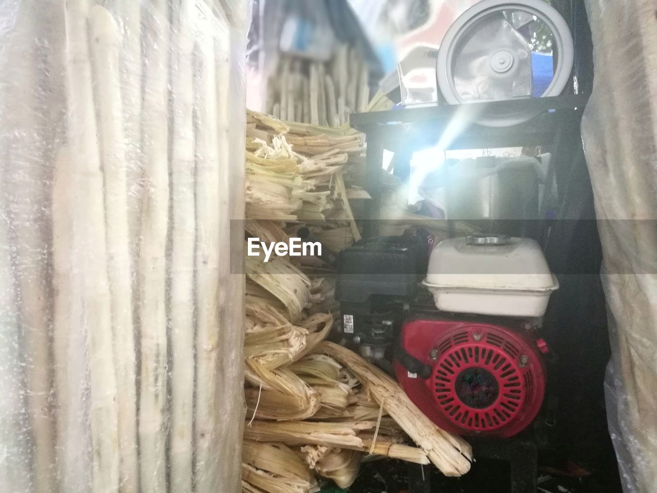 CLOSE-UP OF MACHINE AT MARKET