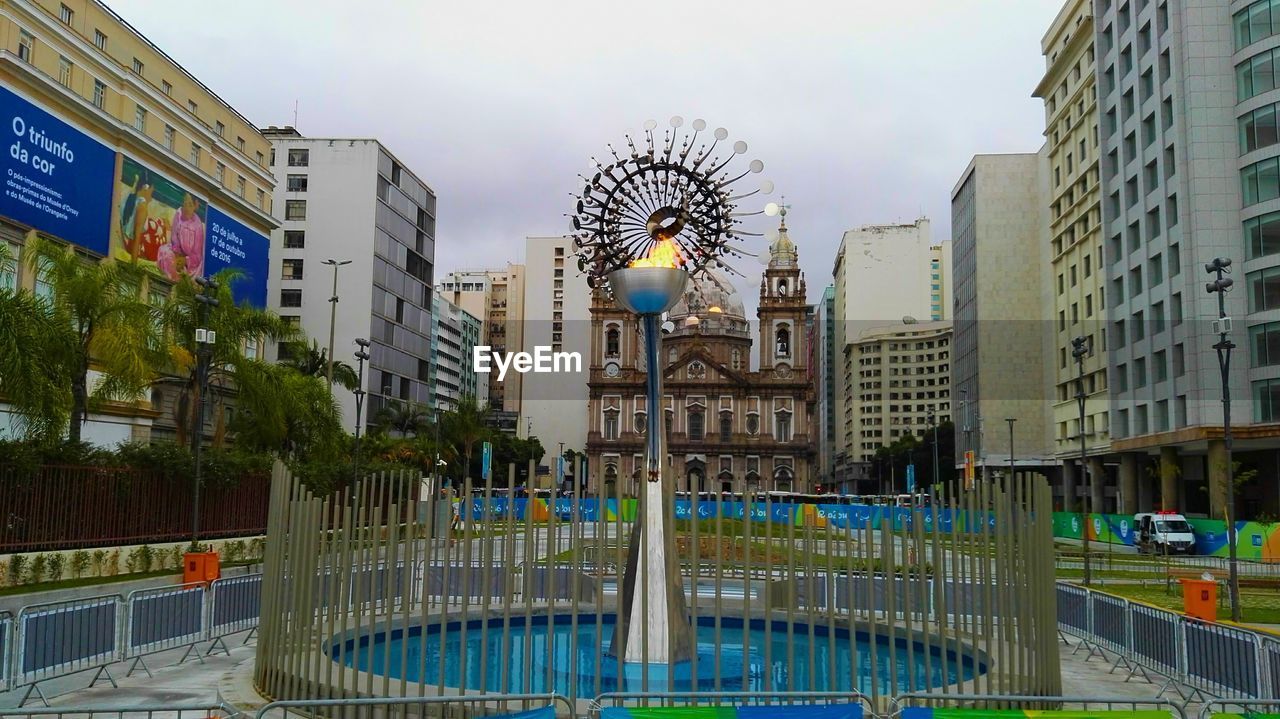 PANORAMIC VIEW OF CITY BUILDINGS