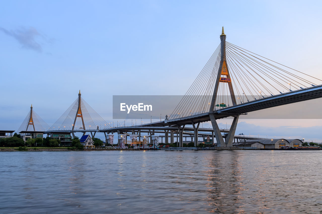 Bhumibol bridge 1 and 2, the largest bridge over chao phraya river