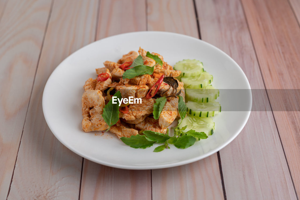 CLOSE-UP OF MEAL SERVED IN PLATE