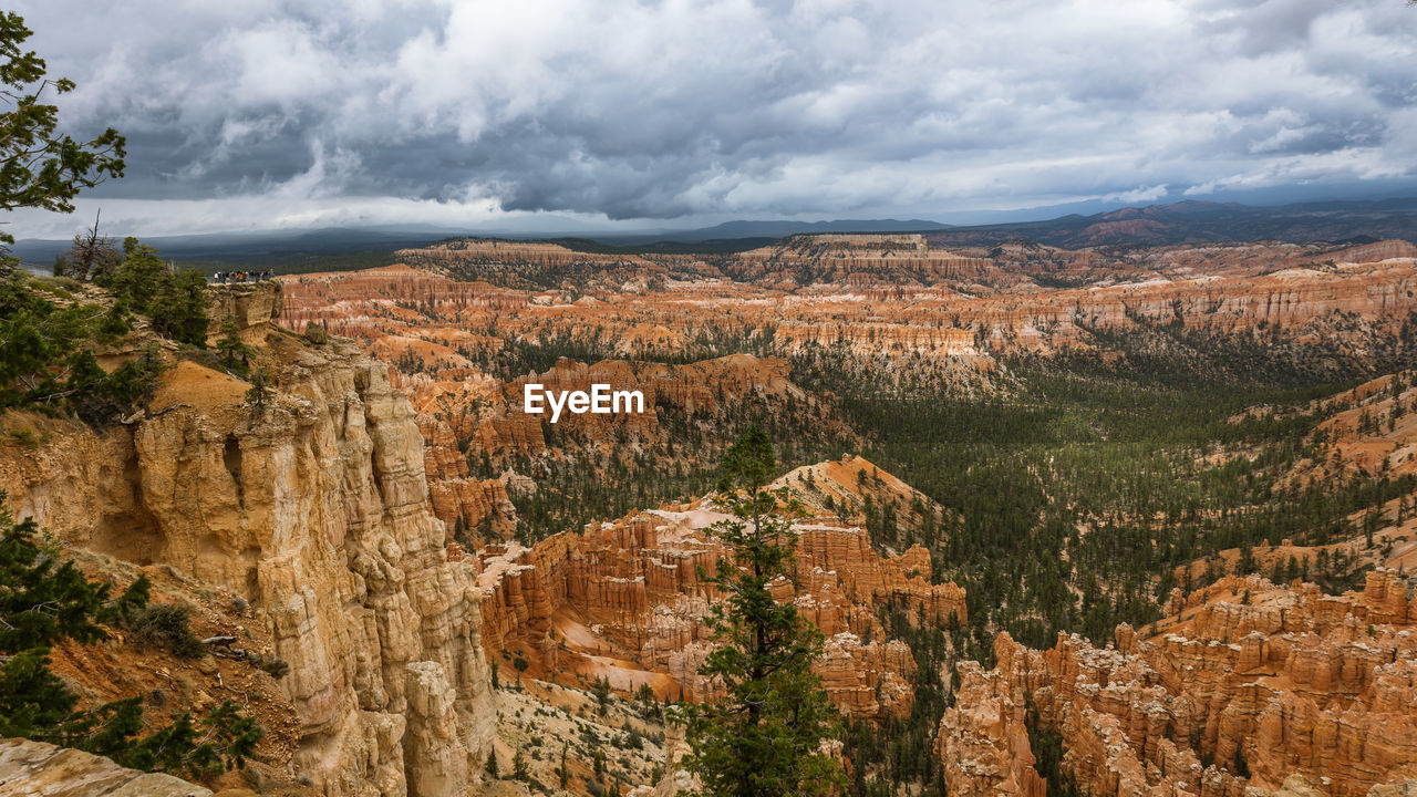 Bryce canyon in utah, is famous for its geological rock formations