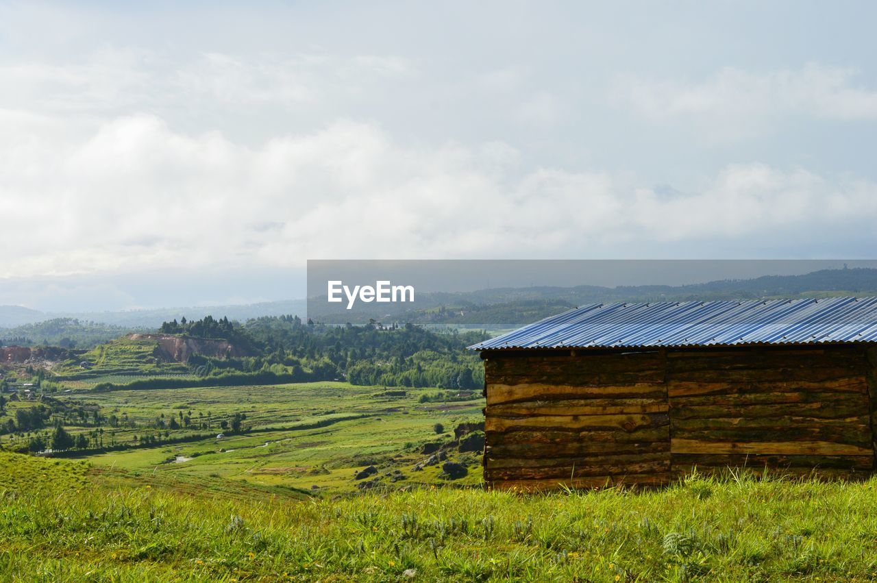 SCENIC VIEW OF LAND AGAINST SKY