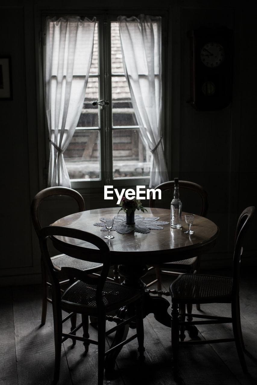 Chairs and table in room