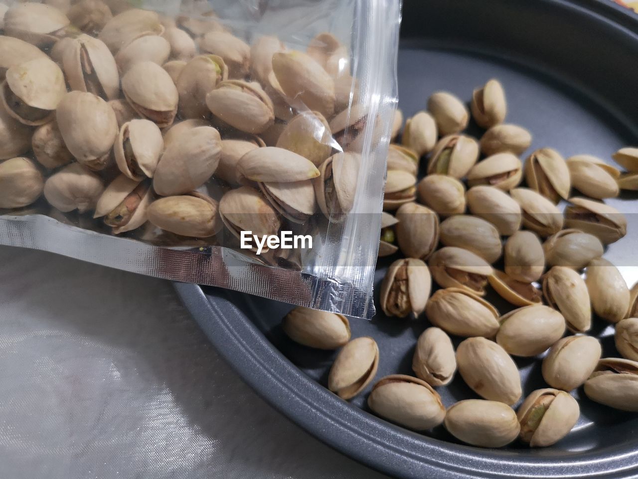 HIGH ANGLE VIEW OF EGGS IN CONTAINER