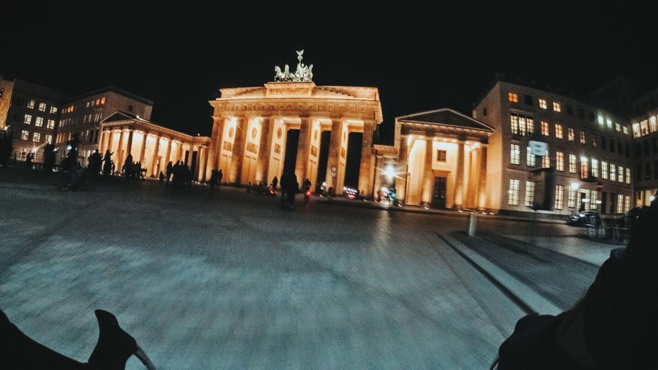 ILLUMINATED BUILDINGS AT NIGHT