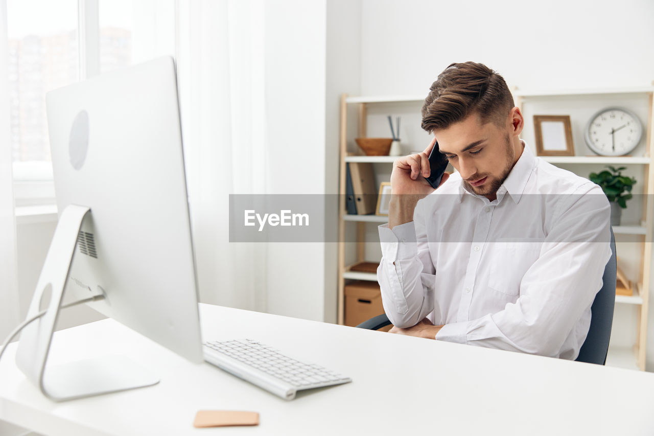businesswoman working at desk