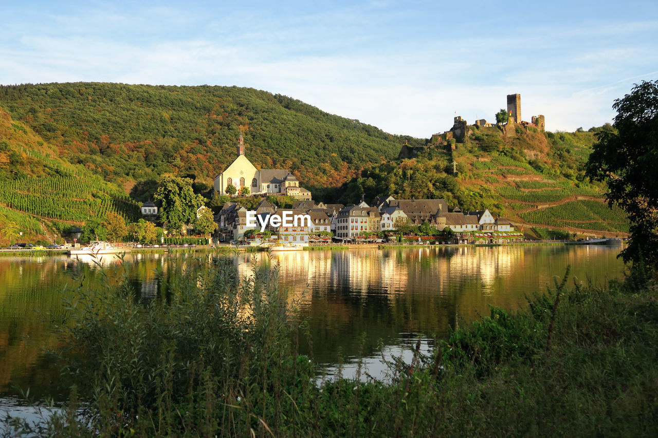 Buildings by mosel river at beilstein