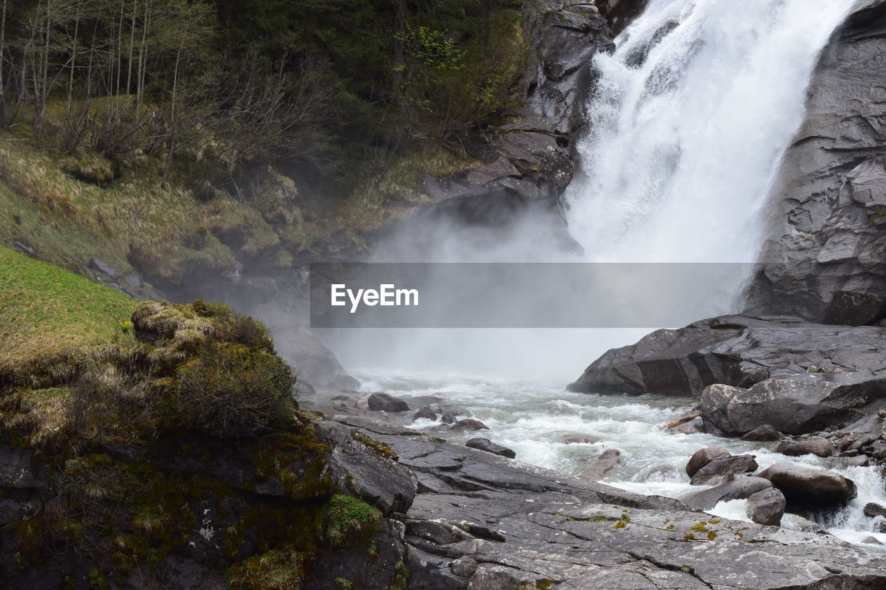 PANORAMIC VIEW OF WATERFALL