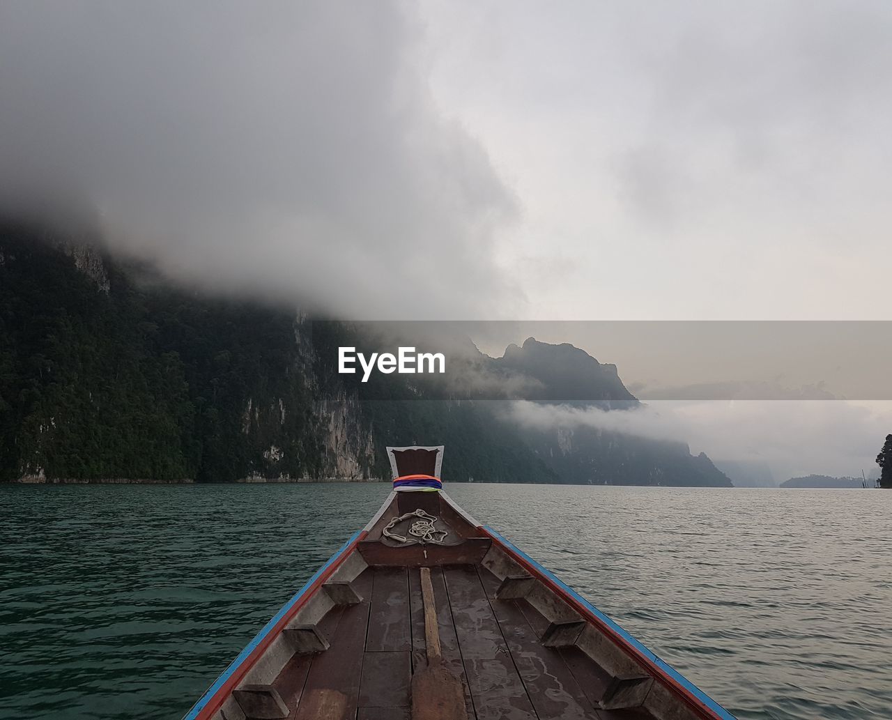 SCENIC VIEW OF MOUNTAIN AGAINST SKY